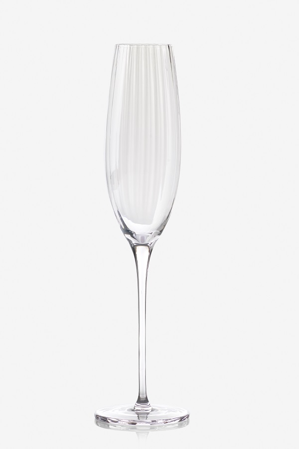 A champagne flute